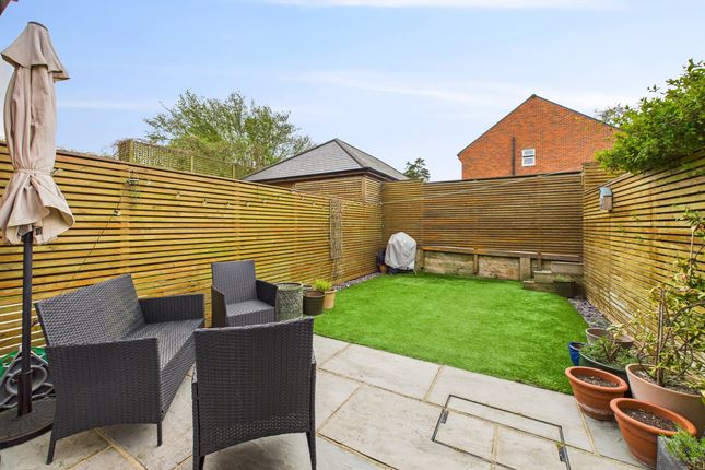 2, Wilden Mews, Naphill, Buckinghamshire, HP14 4DQ, Naphill photo 3