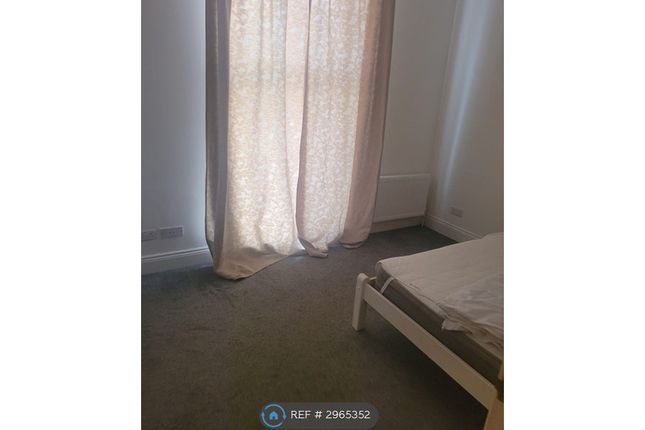 Flat, Trafalgar Court Cromer Road, Norwich photo 4
