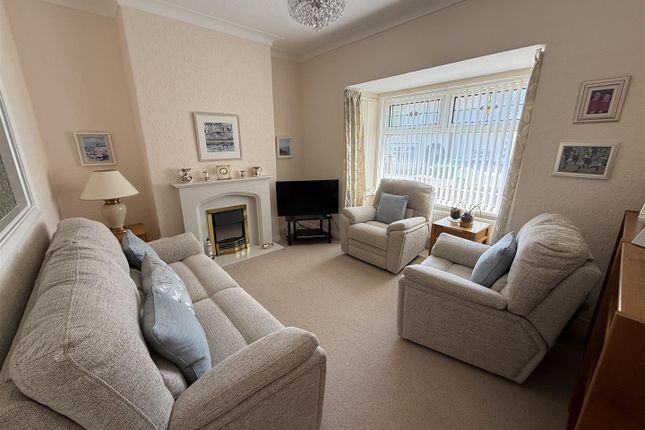 17, Penybryn Avenue, Burry Port photo 3