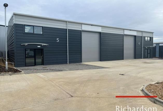 Warehouse to let in Thames Court, Enterprise Park, Yaxley, Peterborough