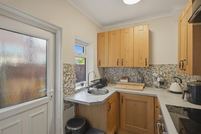 317, Derby Road, Chesterfield photo 4