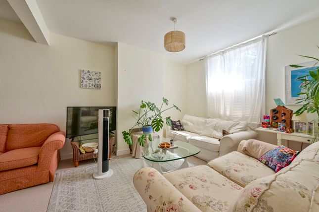 Lifford Street, Putney photo 2