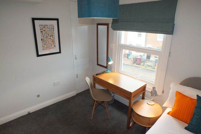 Room to rent in St. Johns Street, Reading