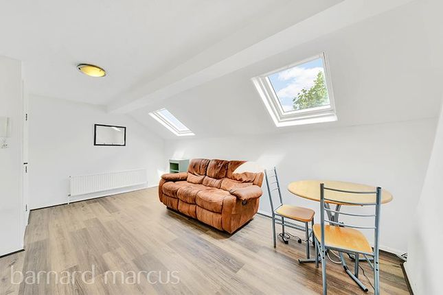 Flat to rent in Caudwell Terrace, Westover Road, London