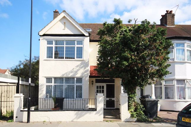 Thumbnail Property to rent in Fairlands Avenue, Thornton Heath