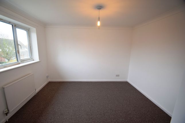 Thumbnail Room to rent in Boby Road, Bury St. Edmunds