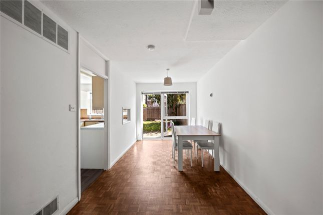 4, Newborough Green, New Malden photo 5
