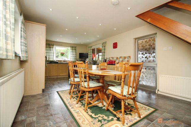 124 Heath Lane, Leicester photo 4