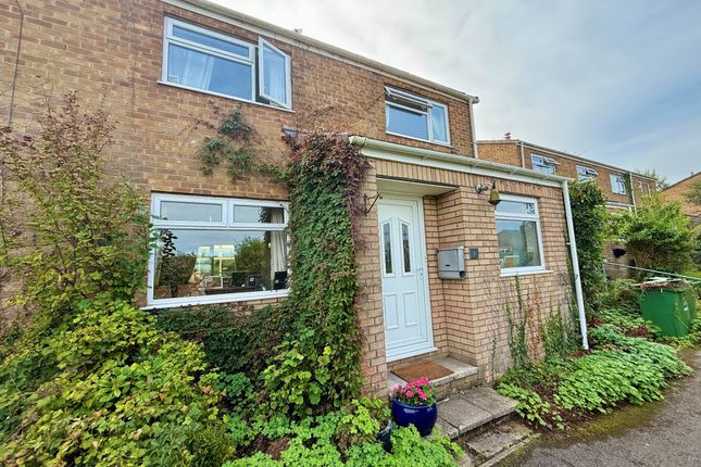 3-bed semi-detached on 9 Tarnwell, Bristol, £325,000