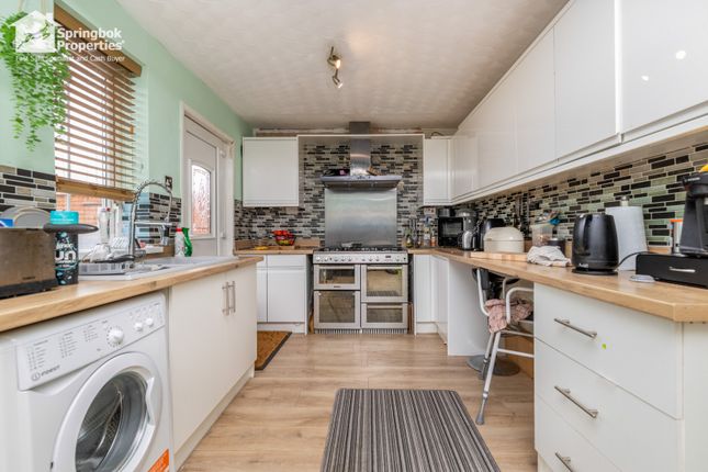 10, Low Downs Road, Houghton le Spring photo 4