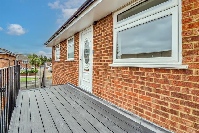 Flat for sale in Central Avenue, Canvey Island