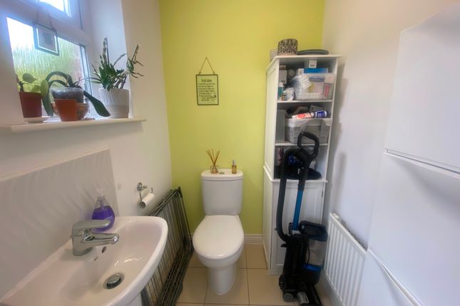 6 Hovey Close, Sandbach photo 4