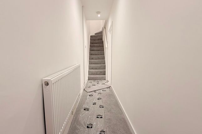 96 Park Road, Treorchy photo 2