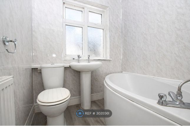 Upper Luton Road, Chatham photo 5