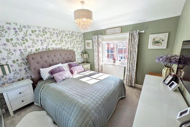 11, Horseshoe Way, Yapton photo 4