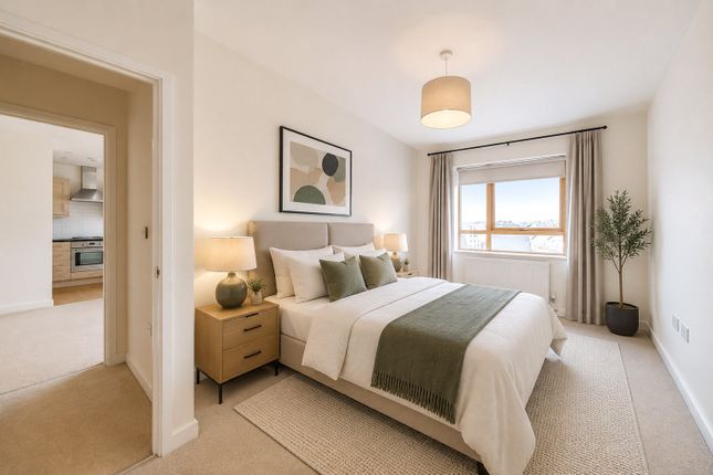 Flat 66, Ainsworth Court, 14, Plough Close, London photo 4