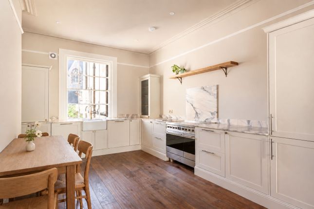 22 Brunswick Place, Hove photo 4
