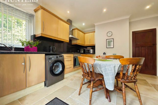 10, Yews Lane, Barnsley photo 4