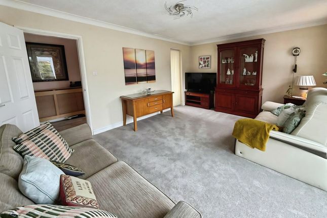 2, Mallard Avenue, Kidderminster photo 5