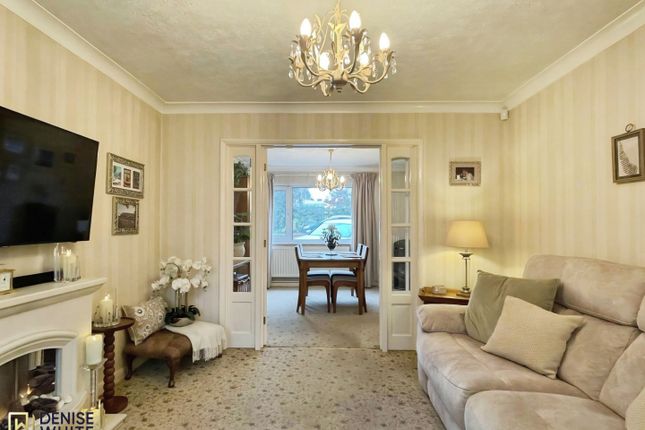5, Coalport Close, Stoke-On-Trent photo 3