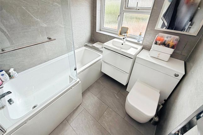 34, Victoria Road, Doncaster photo 4