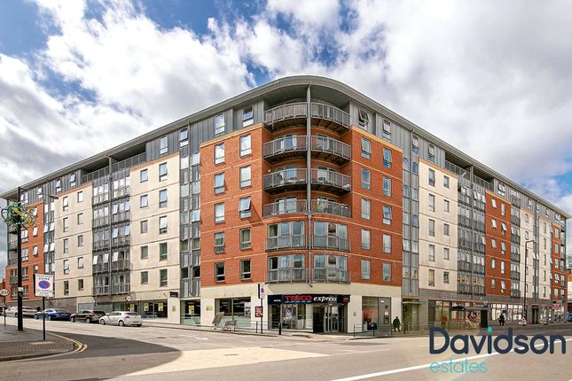 2-bed flat on Apartment 190, Quartz Apartments, Birmingham, £1,300/mo