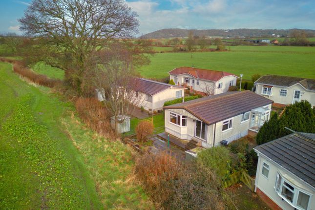 Mobile/park home for sale in 13 Broughton Park, Shoreditch, Taunton