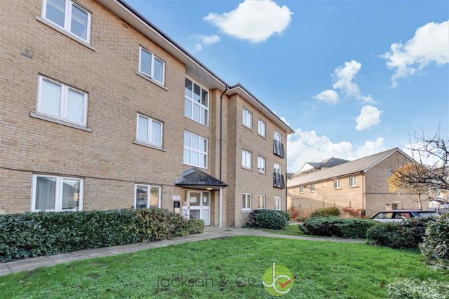 Flat to rent in Bloyes Mews, Clarendon Way, Colchester