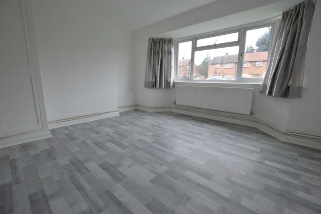 Thumbnail Flat to rent in Larch Crescent, Hayes, Middlesex