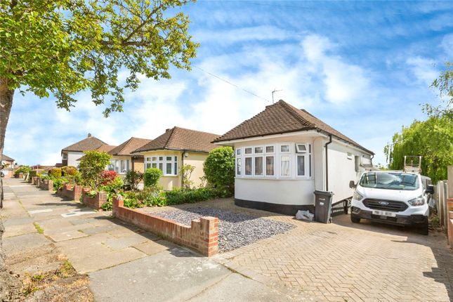 2-bed house on 2, Penhurst Road, Ilford, £400,000