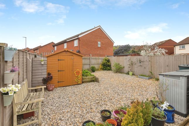 1, Teal Road, Minehead photo 3