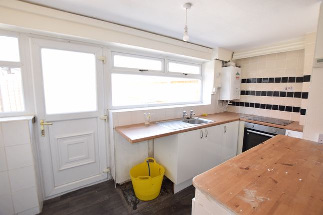 53, Hodder Avenue, Blackpool photo 5