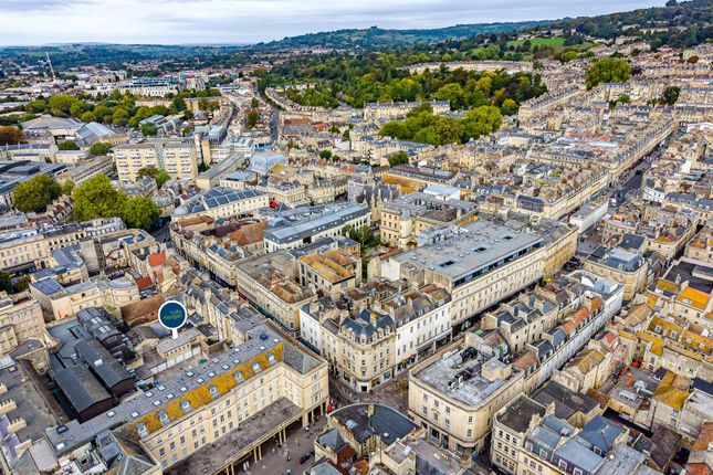 2-bed house on Coach House + 6 Garages, 34 Arlington House, Bath Street, Bath, £325,000