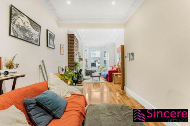 32, Buxton Road, London photo 4