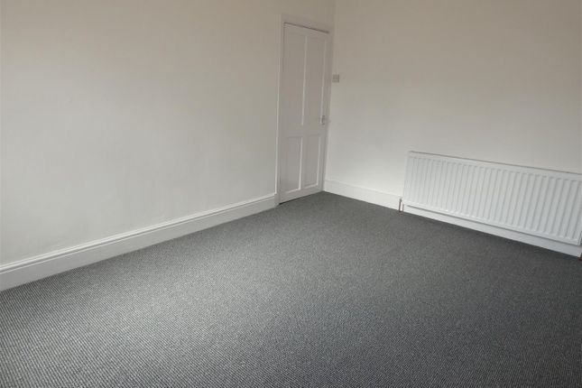 100, Trewhitt Road, Heaton photo 5