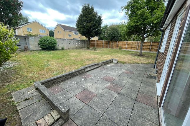 1, Dene Way, Upper Caldecote photo 3