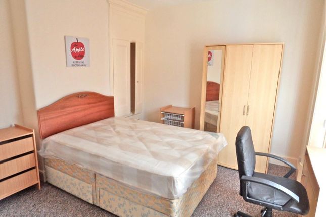 16, Newcome Road, Portsmouth photo 2