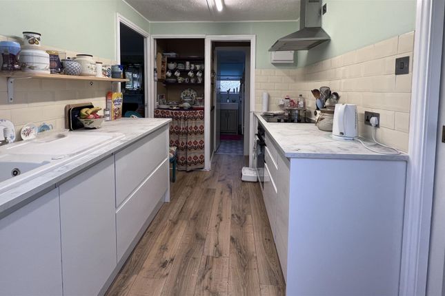 Jacks House, Park 3, 10 Eastern Green Caravan Park, Penzance photo 4