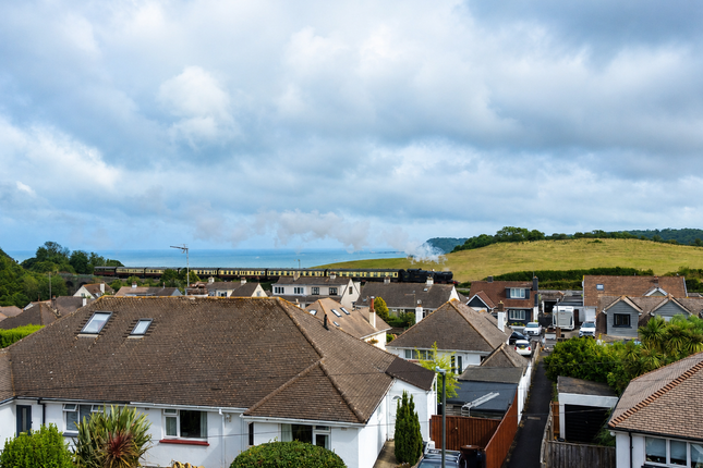 38 Broadsands Avenue, Paignton photo 2
