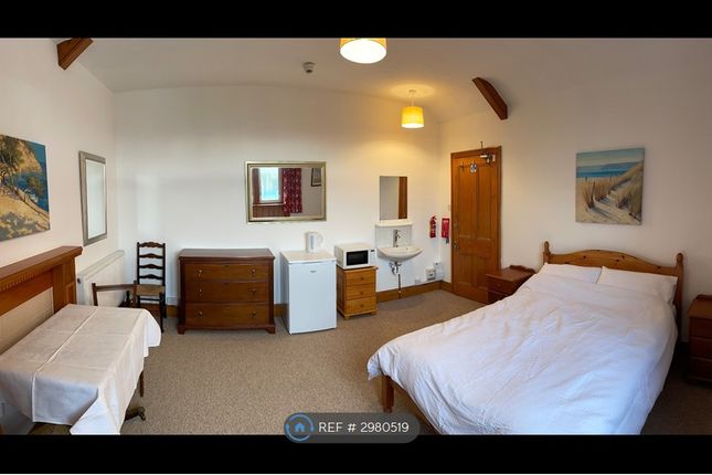 Room  Westfield House, Whitecross Road, Hereford photo 2