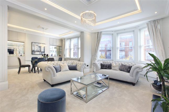 Flat for sale in York Mansions, Prince Of Wales Drive, London SW11