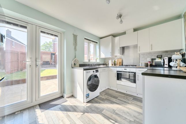 31 Primrose Avenue, Hereford photo 2
