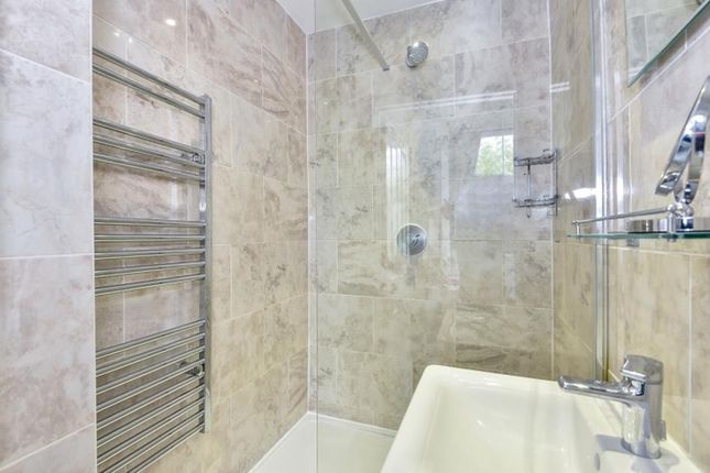 Flat 85B, Rossmore Court, Park Road, London photo 4