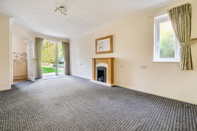 12 St. Richards Lodge, Chichester photo 2