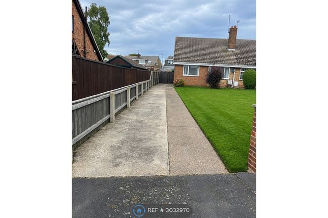 2 bed property for rent in Summergangs Drive, Hull HU12