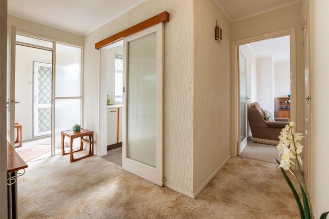 Appledene, 26 Iford Close, Bristol photo 3