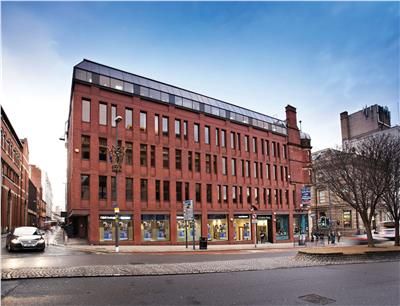 Office to let in St. Andrew House, The Headrow, Leeds, West Yorkshire
