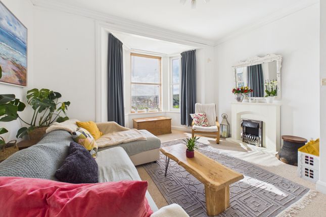 Flat 1, 9, Summerleaze Crescent, Bude photo 4
