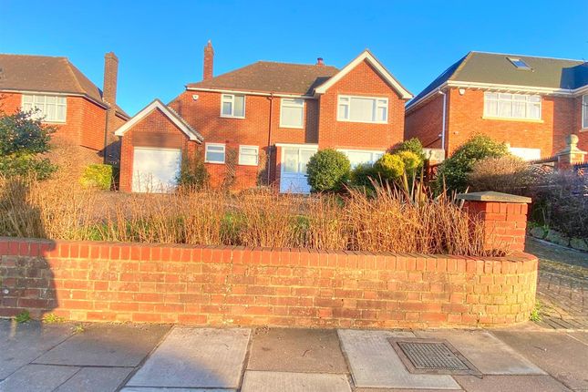 Thumbnail Detached house to rent in Old Bedford Road, Luton