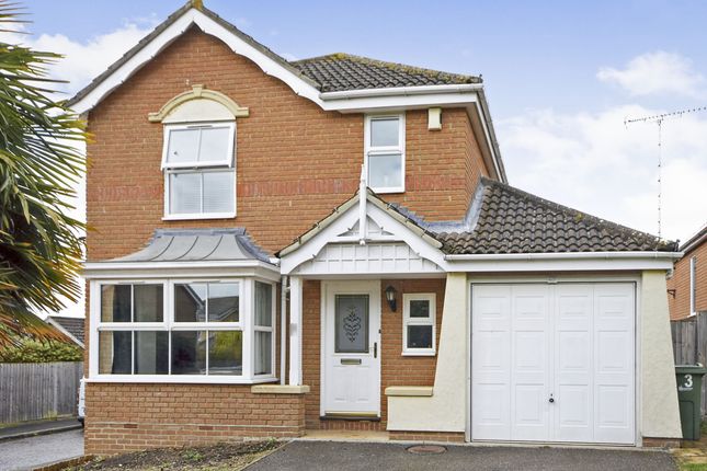 4 bed detached house to rent in Kingfisher Meadows, Halstead, Essex CO9